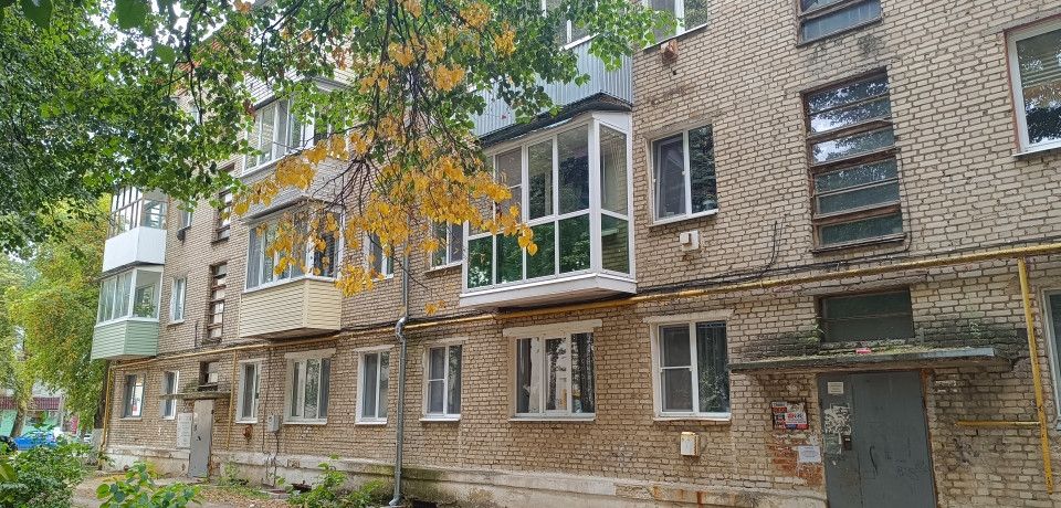 Продаётся 3-комнатная квартира, 40.9 м²