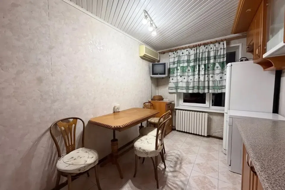 Продаётся 3-комнатная квартира, 64 м²