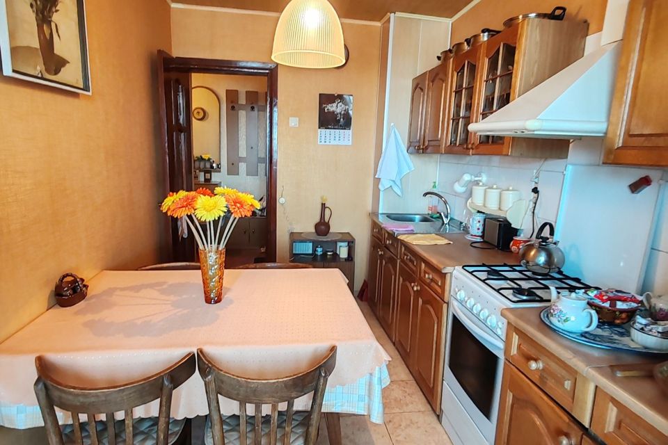 Продаётся 3-комнатная квартира, 64 м²