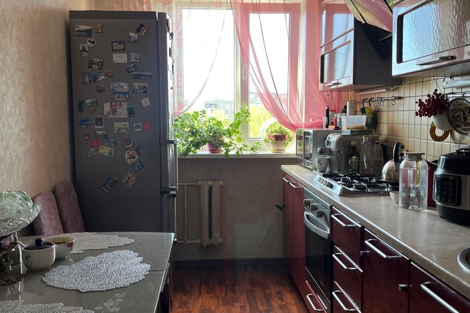 Продаётся 3-комнатная квартира, 57.6 м²