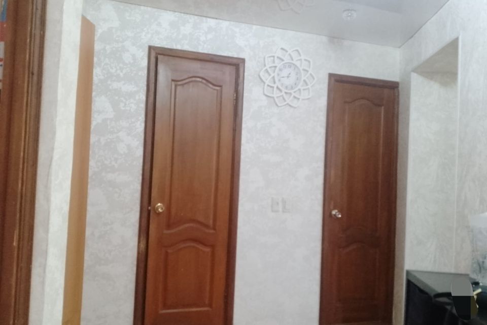 Продаётся 4-комнатная квартира, 75.1 м²