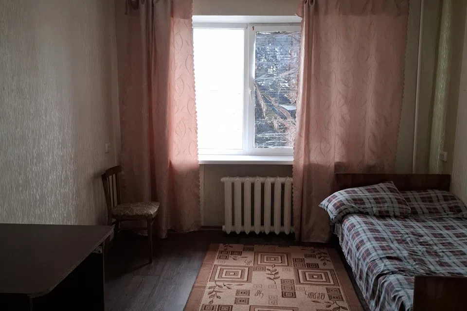 Продаётся 2 комнаты в 2-комн. квартире, 26.7 м²