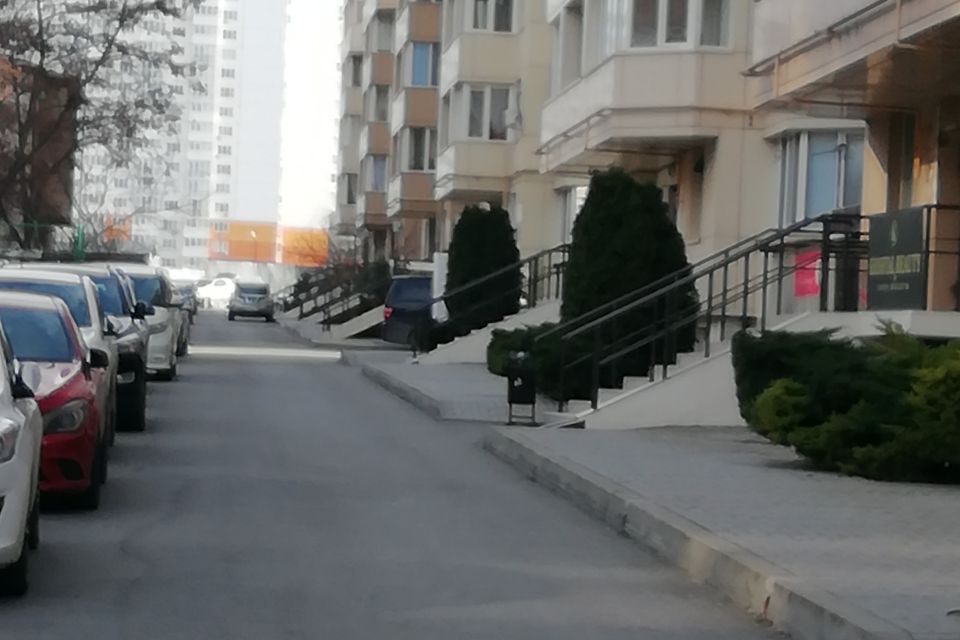 Продаётся 1-комнатная квартира, 43.1 м²