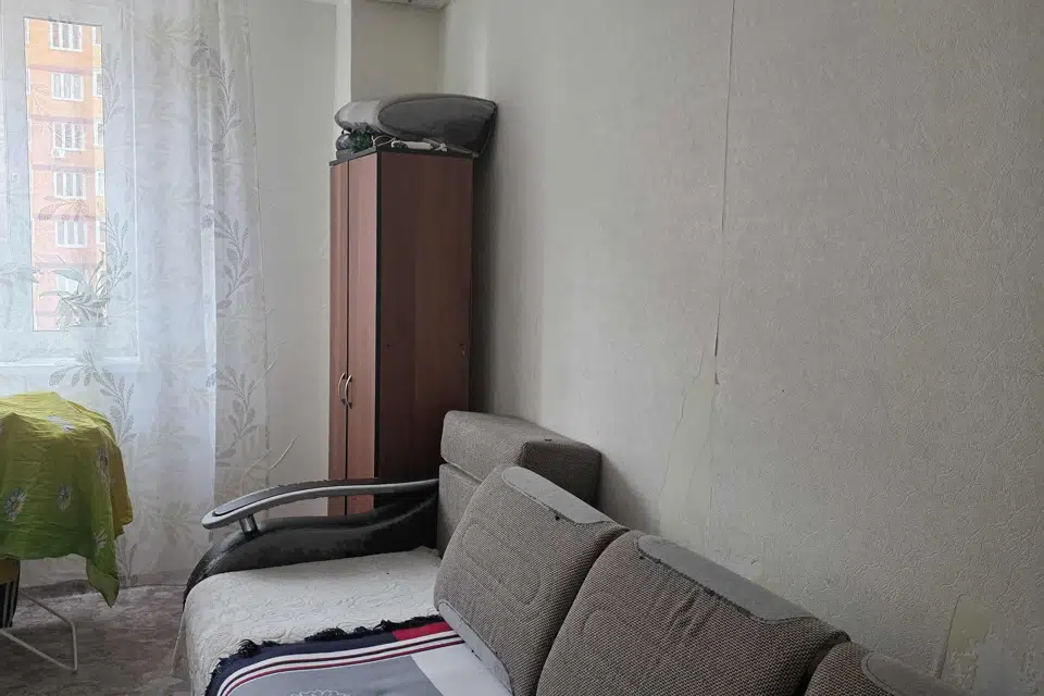 Продаётся 1-комнатная квартира, 41.8 м²