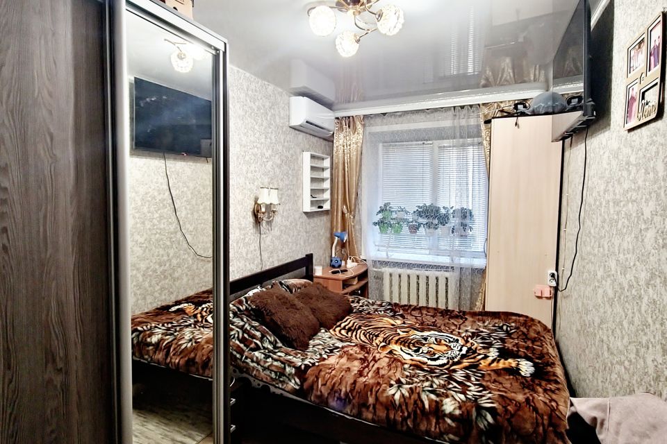 Продаётся 3-комнатная квартира, 54.8 м²