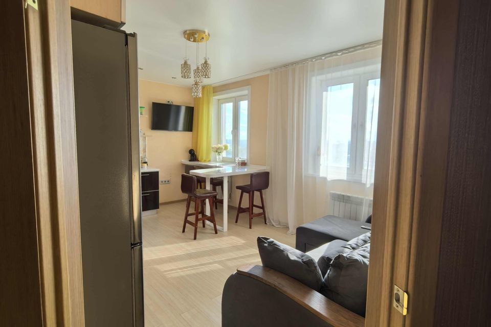 Продаётся 2-комнатная квартира, 77 м²