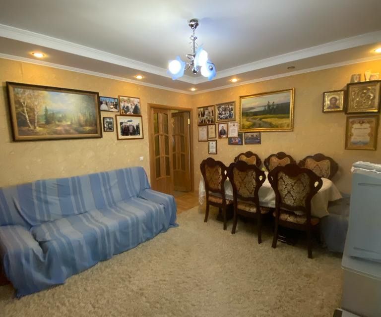 Продаётся 3-комнатная квартира, 79.7 м²