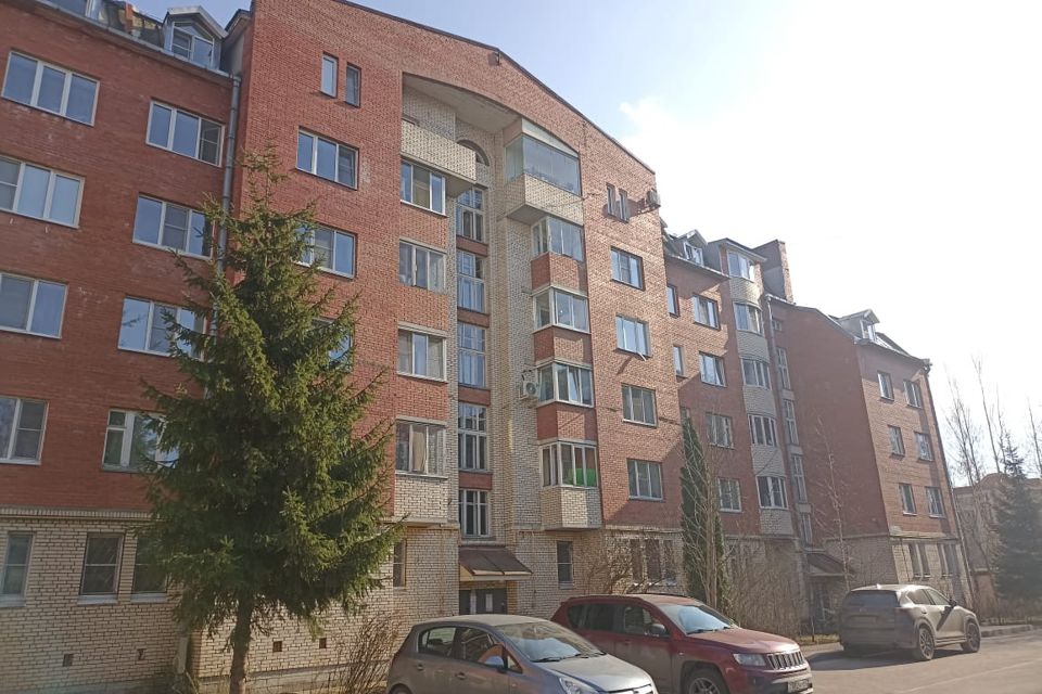 Продаётся 1-комнатная квартира, 42.8 м²