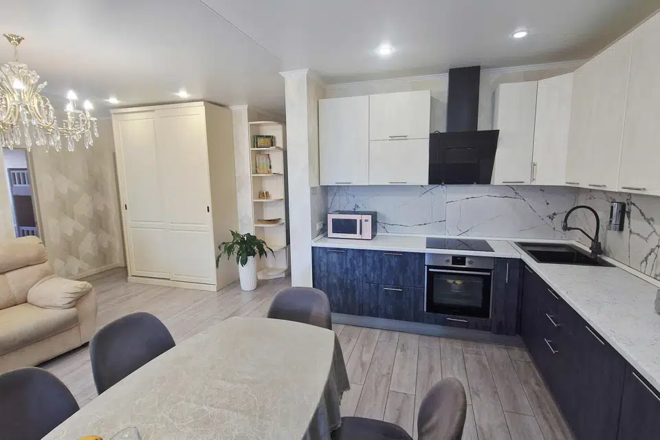 Продаётся 3-комнатная квартира, 80 м²