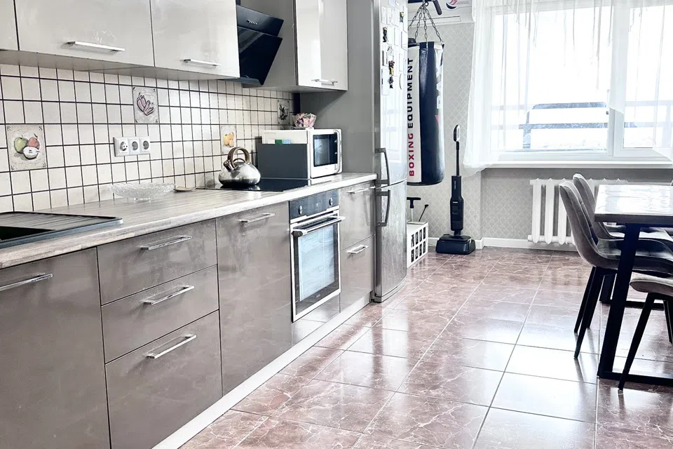 Продаётся 3-комнатная квартира, 97 м²