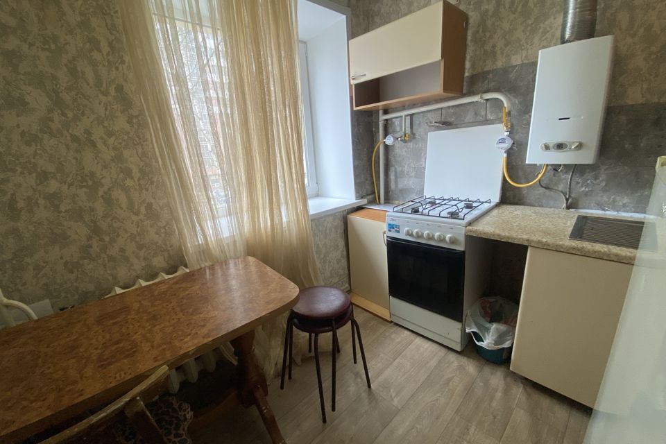 Сдаётся 2-комнатная квартира, 45 м²