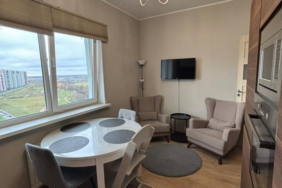 Продаётся 2-комнатная квартира, 56.6 м²