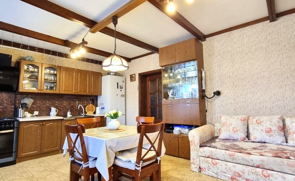 Продаётся 3-комнатная квартира, 70.7 м²