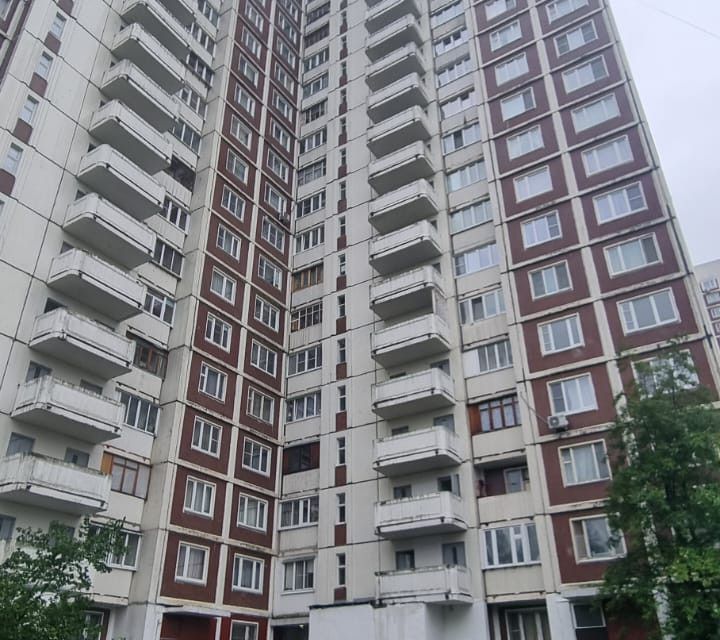 Продаётся 4-комнатная квартира, 101.1 м²