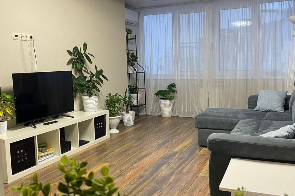 Продаётся 2-комнатная квартира, 72 м²