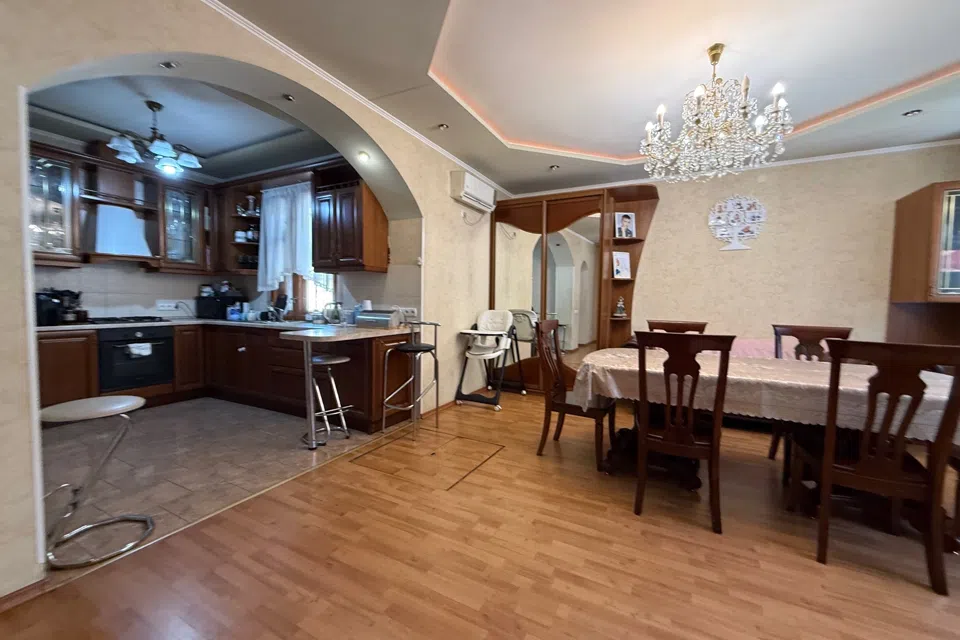 Продаётся 1-этажный дом, 120 м²