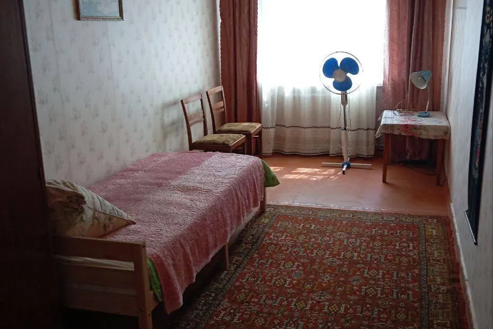 Продаётся 3-комнатная квартира, 55.8 м²