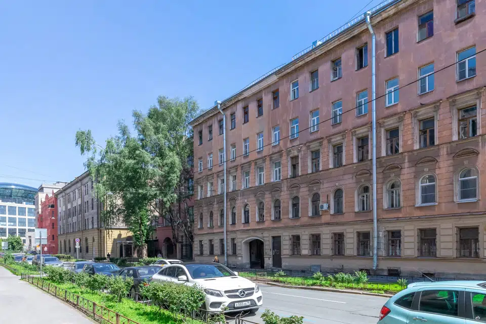 Продаётся 3-комнатная квартира, 90.2 м²