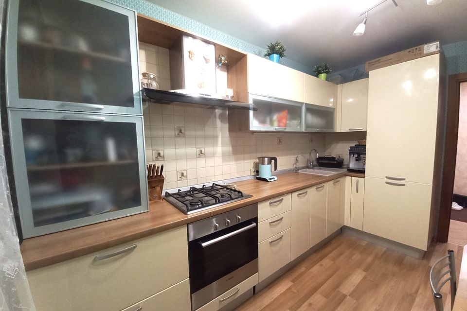 Продаётся 3-комнатная квартира, 60.9 м²