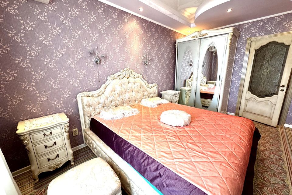 Продаётся 2-комнатная квартира, 70.6 м²