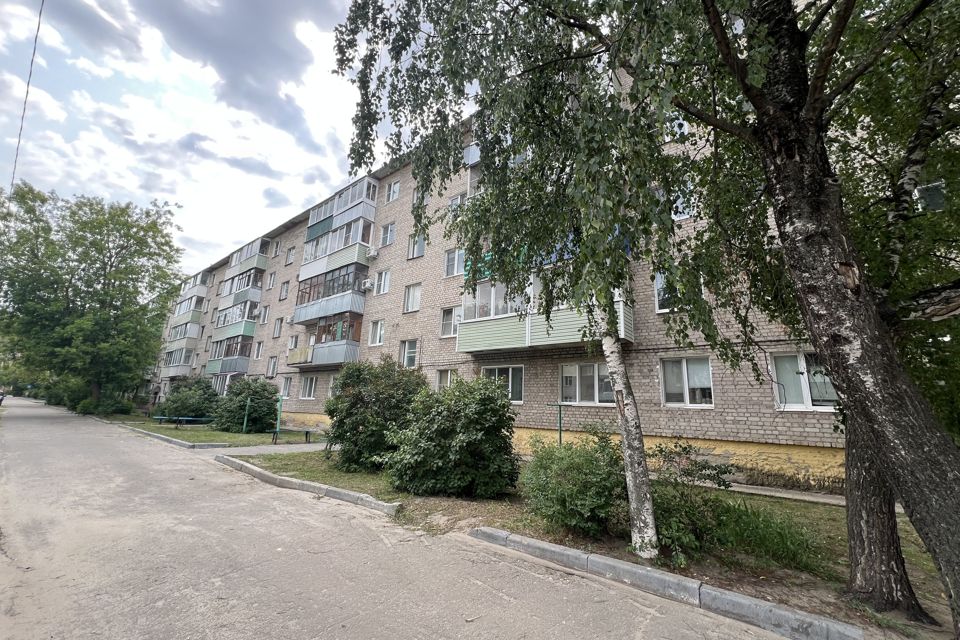 Продаётся 1-комнатная квартира, 41.8 м²
