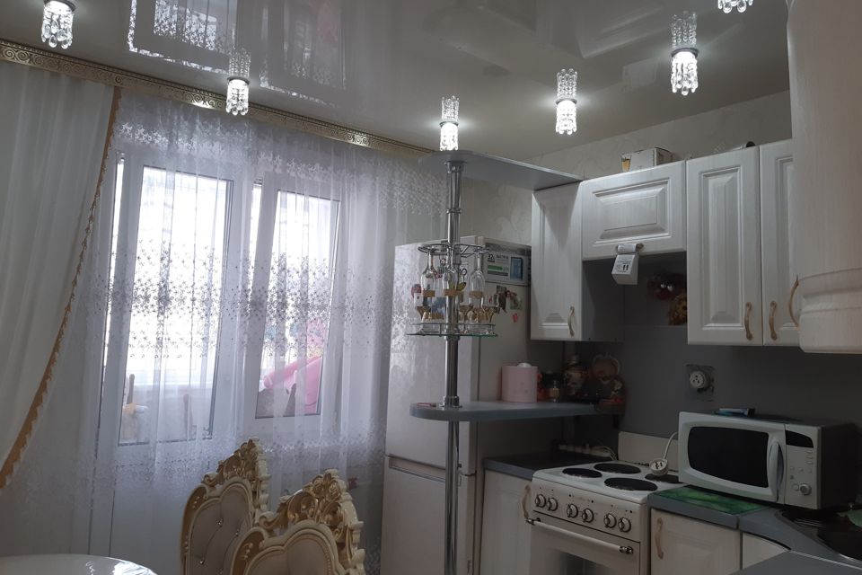 Продаётся 3-комнатная квартира, 63.3 м²