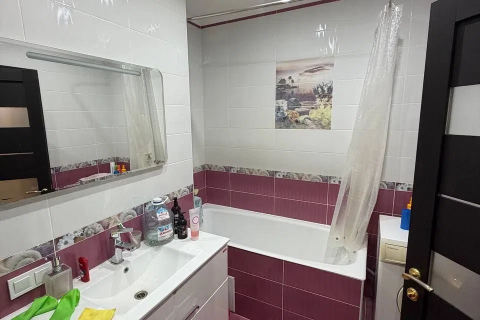 Продаётся 4-комнатная квартира, 88 м²