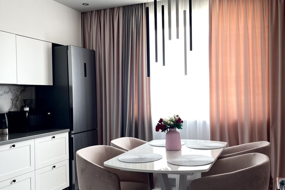 Продаётся 2-комнатная квартира, 66.6 м²