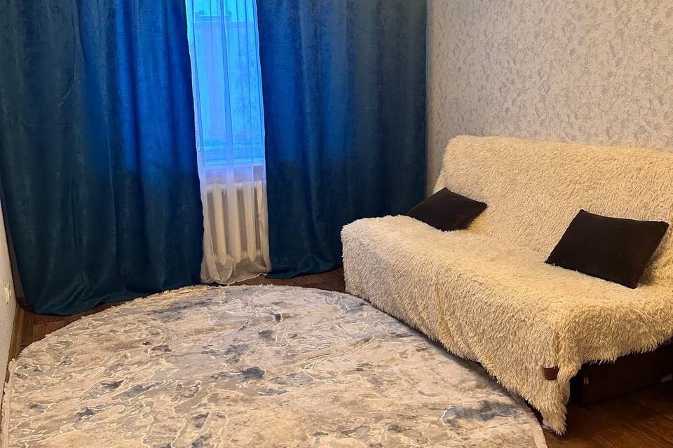 Продаётся 2-комнатная квартира, 43.6 м²