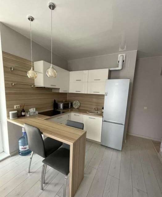 Сдаётся 1-комнатная квартира, 54 м²