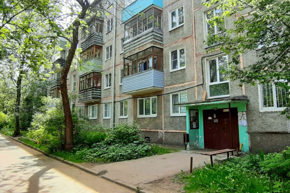 Продаётся 3-комнатная квартира, 58.3 м²