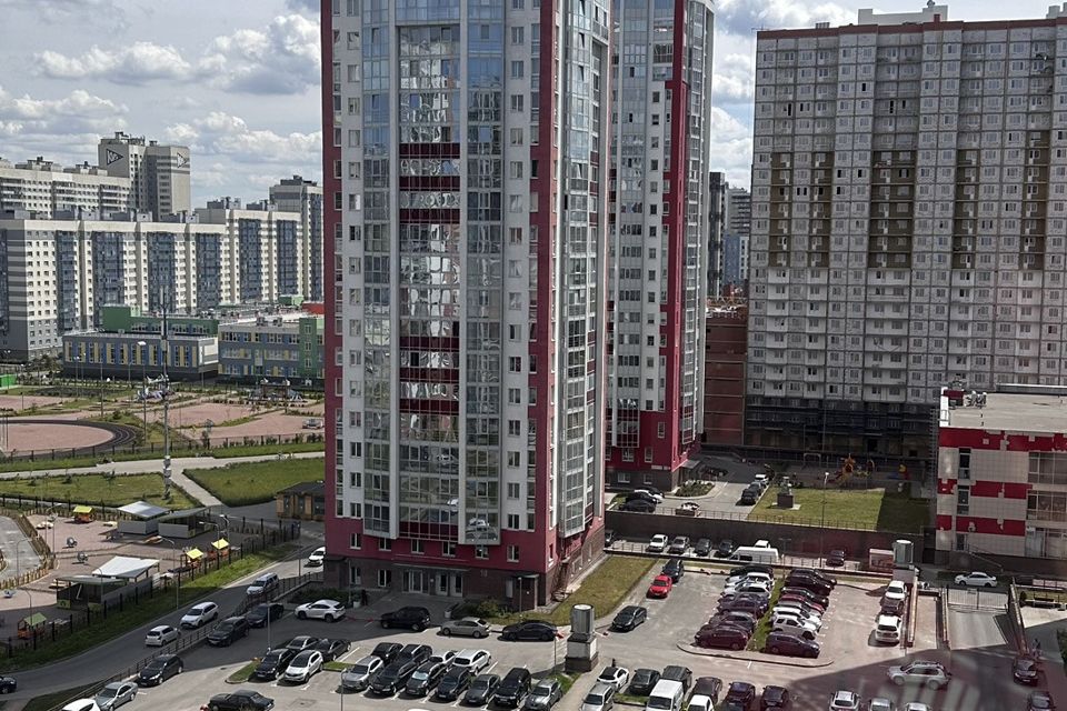 Продаётся 2-комнатная квартира, 74.4 м²