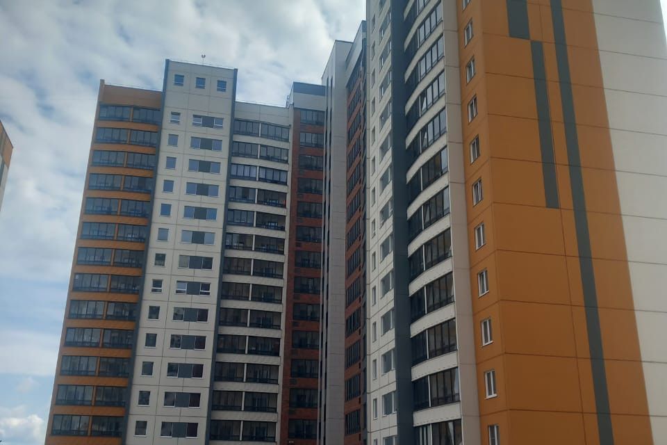 Продаётся 2-комнатная квартира, 55 м²