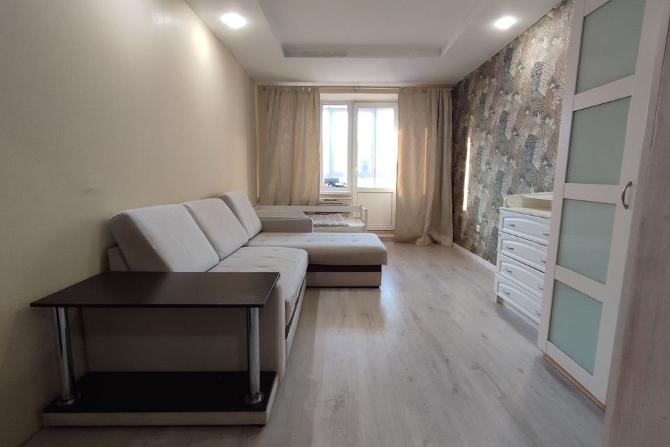 Продаётся 1-комнатная квартира, 37.2 м²