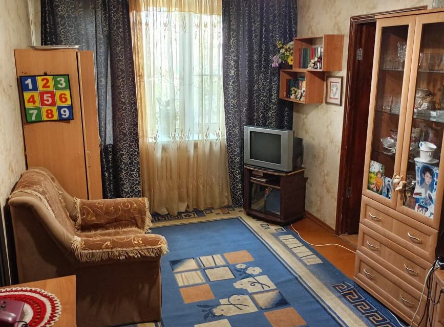 Продаётся 2-комнатная квартира, 40.3 м²