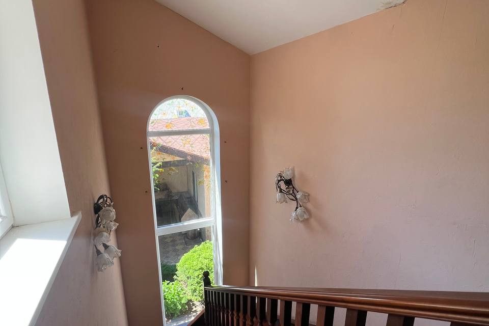 Продаётся 2-этажный дом, 329 м²