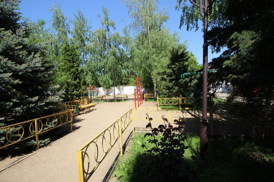 Продаётся 2-комнатная квартира, 62.7 м²