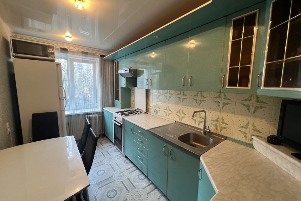 Продаётся 3-комнатная квартира, 62.8 м²