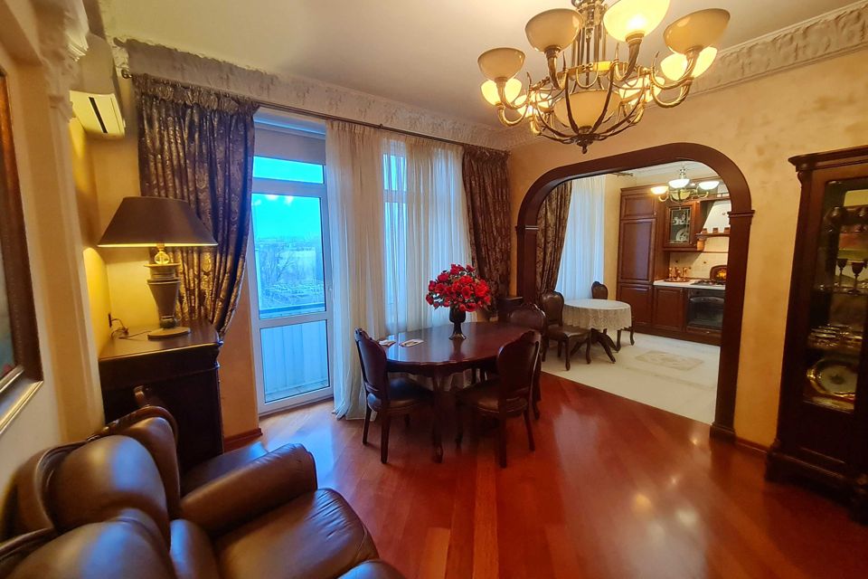 Продаётся 3-комнатная квартира, 90.5 м²