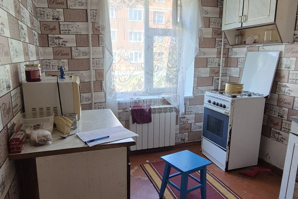 Продаётся 3-комнатная квартира, 54.6 м²