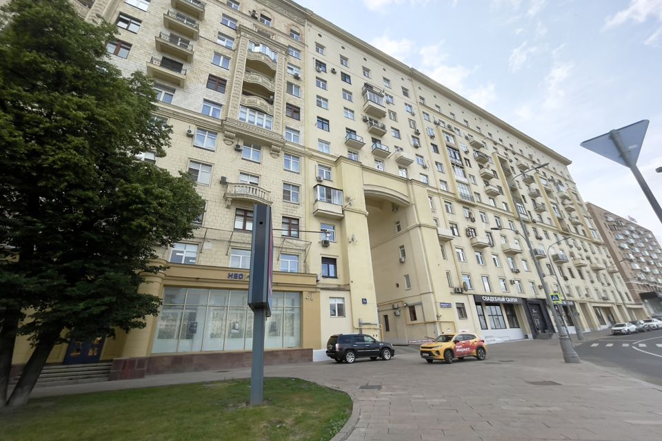 Продаётся 2-комнатная квартира, 63.8 м²