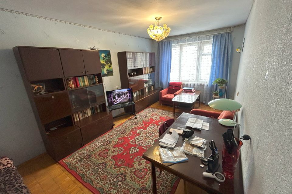 Продаётся 2-комнатная квартира, 54.2 м²