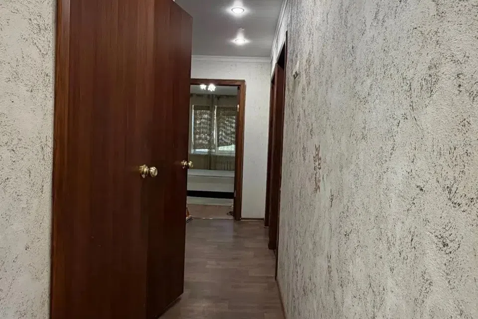 Продаётся 3-комнатная квартира, 58.8 м²