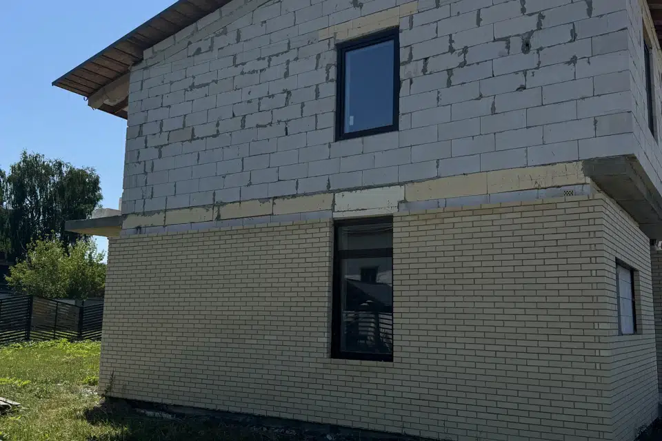 Продаётся 2-этажный дом, 146 м²