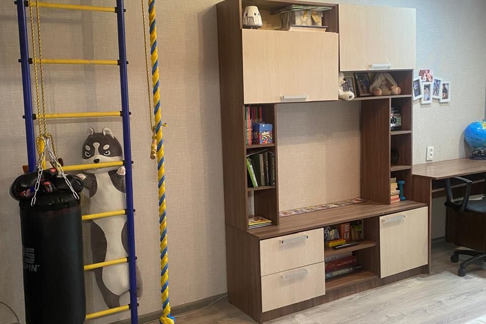 Продаётся 3-комнатная квартира, 60.6 м²