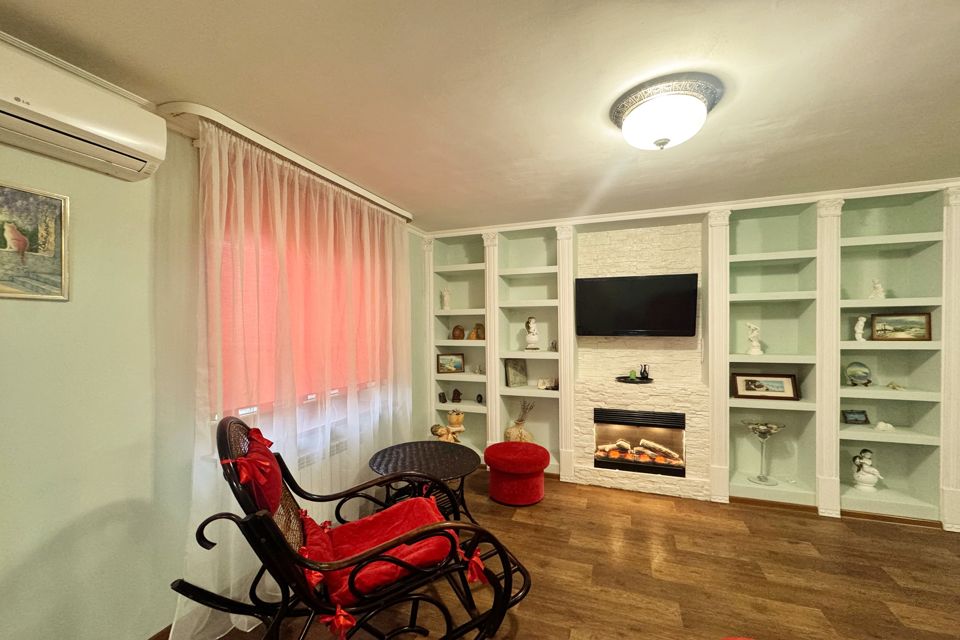 Продаётся 2-комнатная квартира, 56 м²