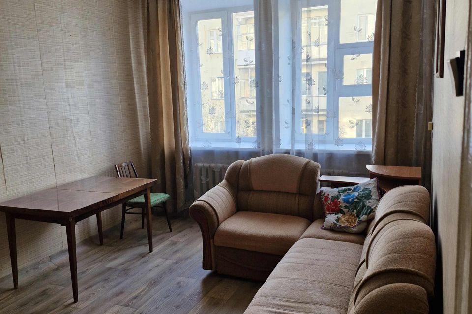 Продаётся 3-комнатная квартира, 77.7 м²