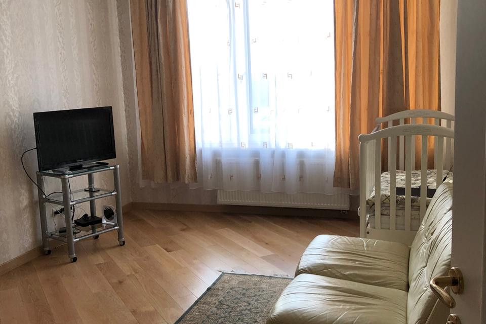 Продаётся 1-комнатная квартира, 50 м²