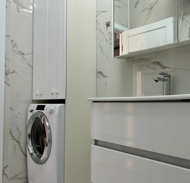 Продаётся 3-комнатная квартира, 408 м²