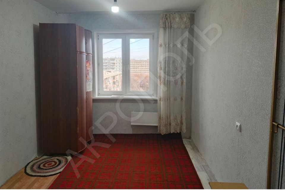 Продаётся комната в 1-комн. квартире, 12.1 м²